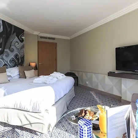 Hotel Célestins 5*